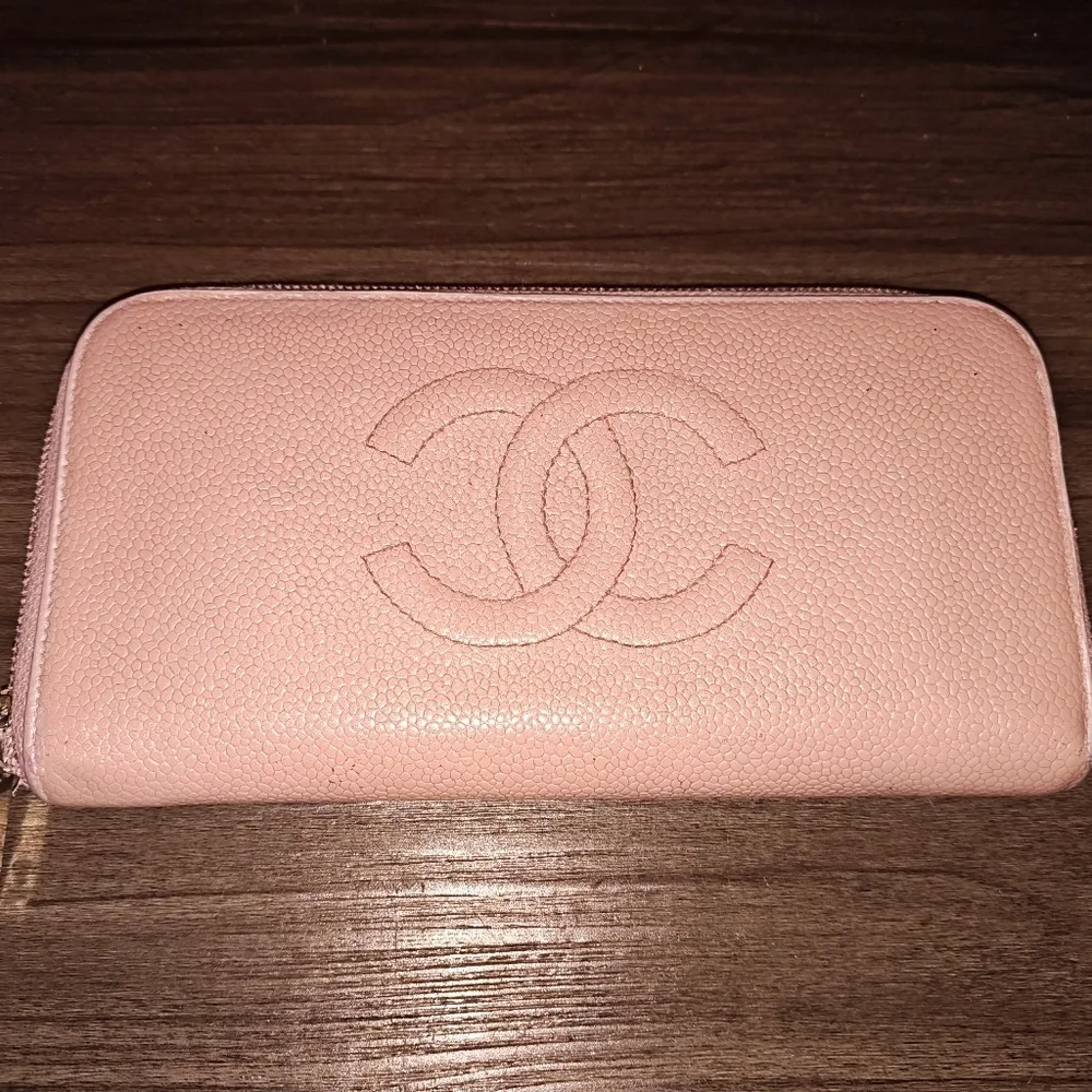 CHANEL CC Caviar Continental Zip Long Wallet